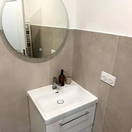 Alma Apartman
