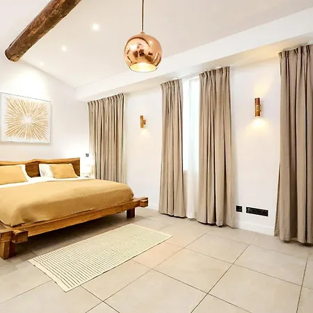 Apartment Alma *